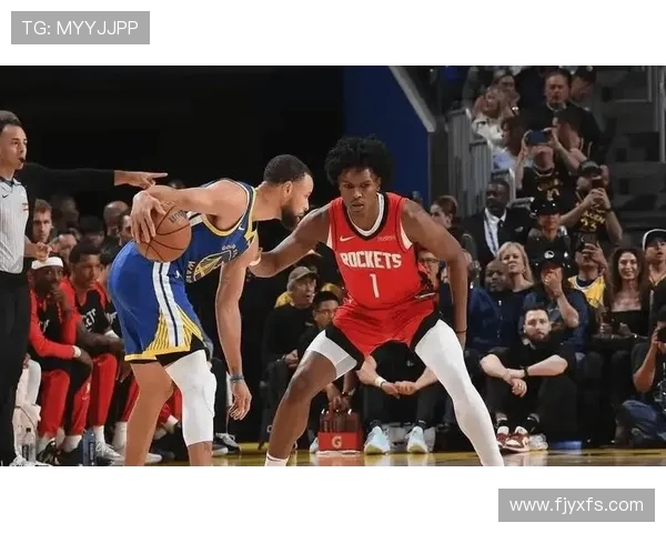 阿门手感冰冷仅得10分4篮板 罚球失准拖累球队整体进攻表现